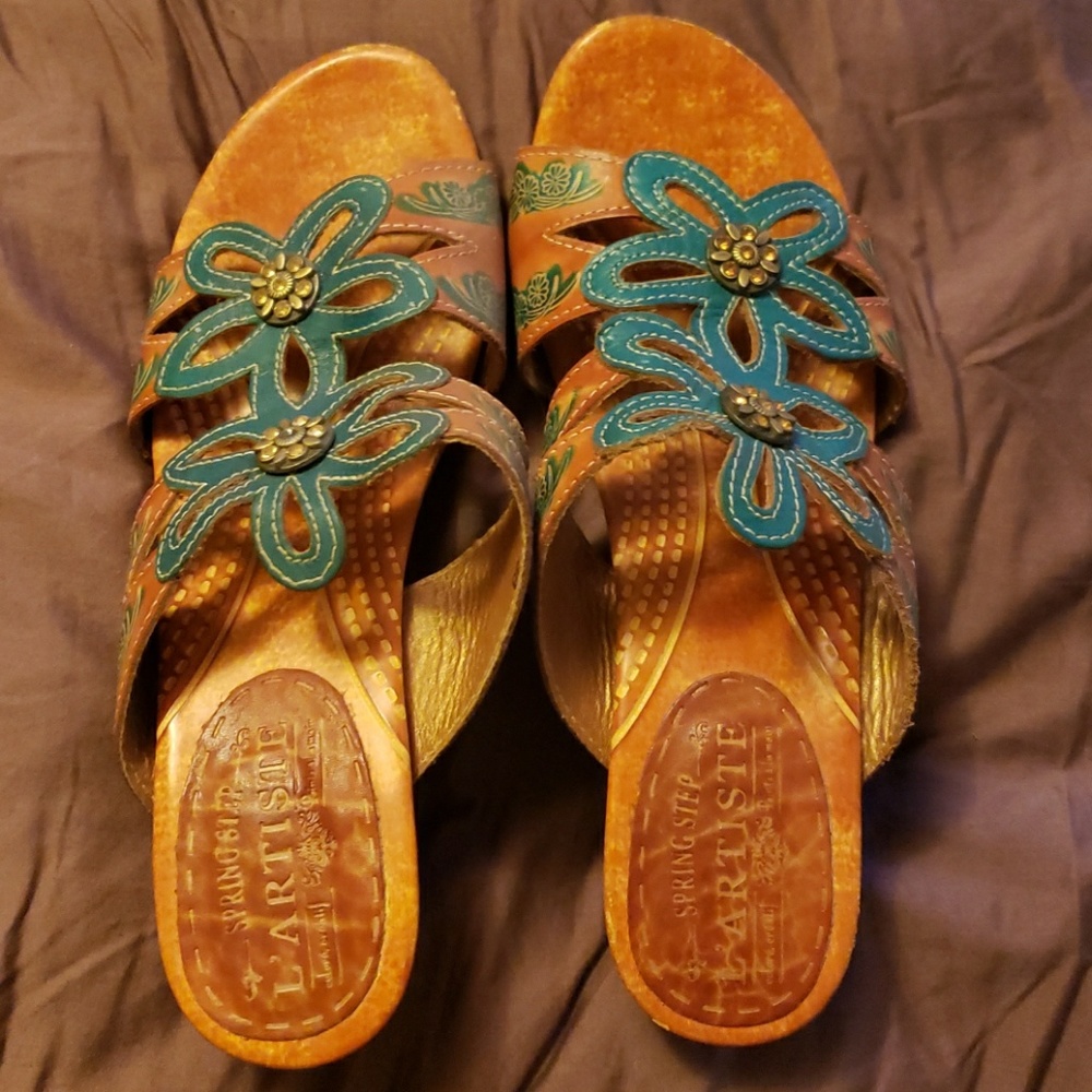 L'Artiste Carlinas shoes